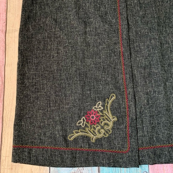 Carol Anderson sleeveless embroidered maxi dress - Picture 5 of 7